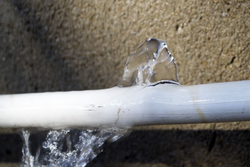 Signs A Broken Drain Line May Be Causing Plumbing Problems