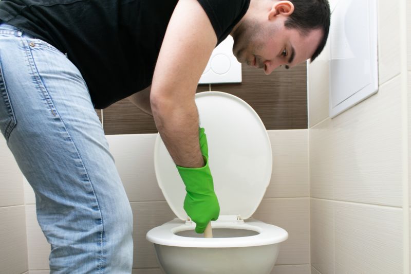 Toilet Plunging in Columbus, OH
